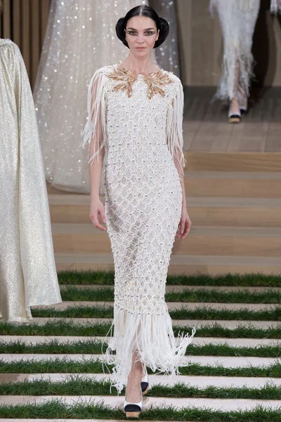 Look 70